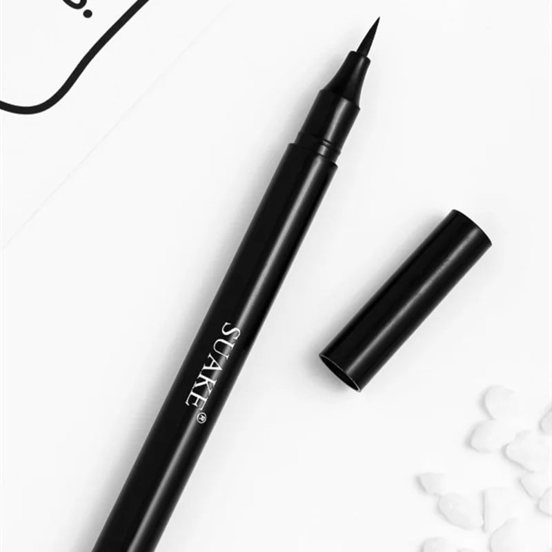 Eyeliner Liquido Waterproof - Precisione e Resistenza per il Tuo Sguardo